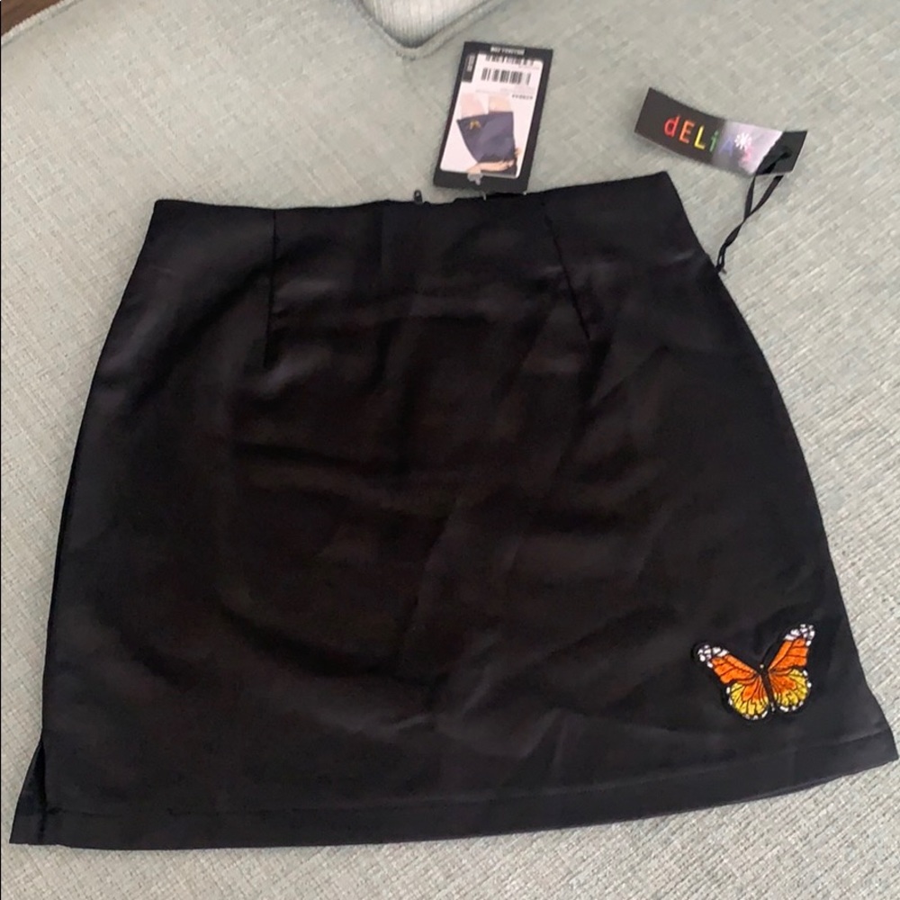 Dollskill love buzz mini skirt